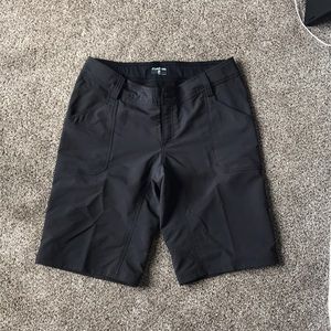 Dakine Xena Shorts NWOT